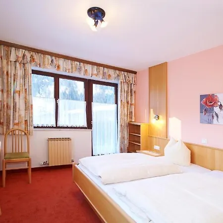 بيت ضيافة Gaestehaus Emmi