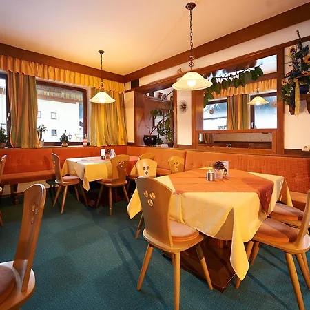 Gastehaus Emmi Гостевой дом 3*