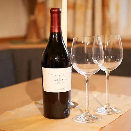 Gaestehaus Emmi بيت ضيافة