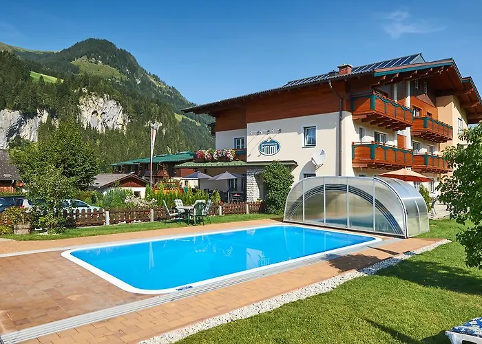 Guest house Gaestehaus Emmi 3*